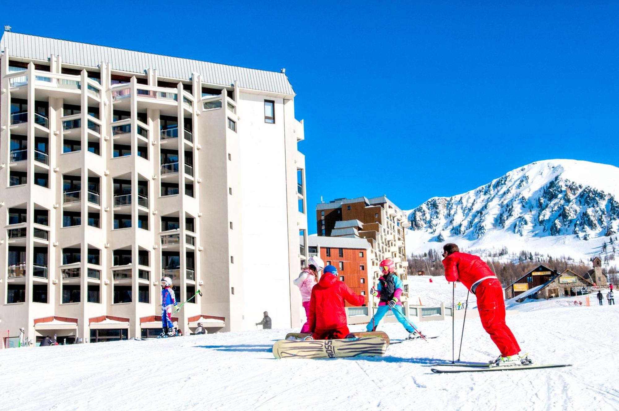 Sowell Hotels Le Pas Du Loup Изола Экстерьер фото