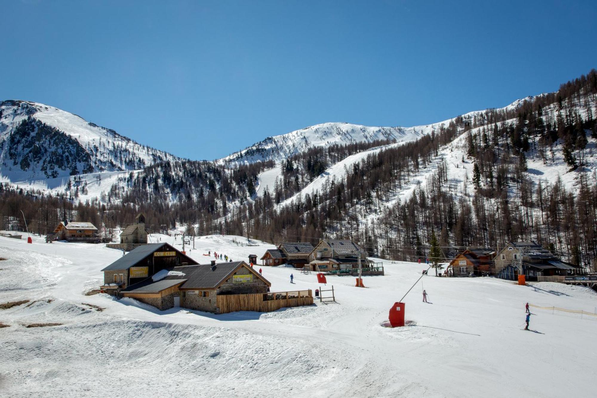 Sowell Hotels Le Pas Du Loup Изола Экстерьер фото