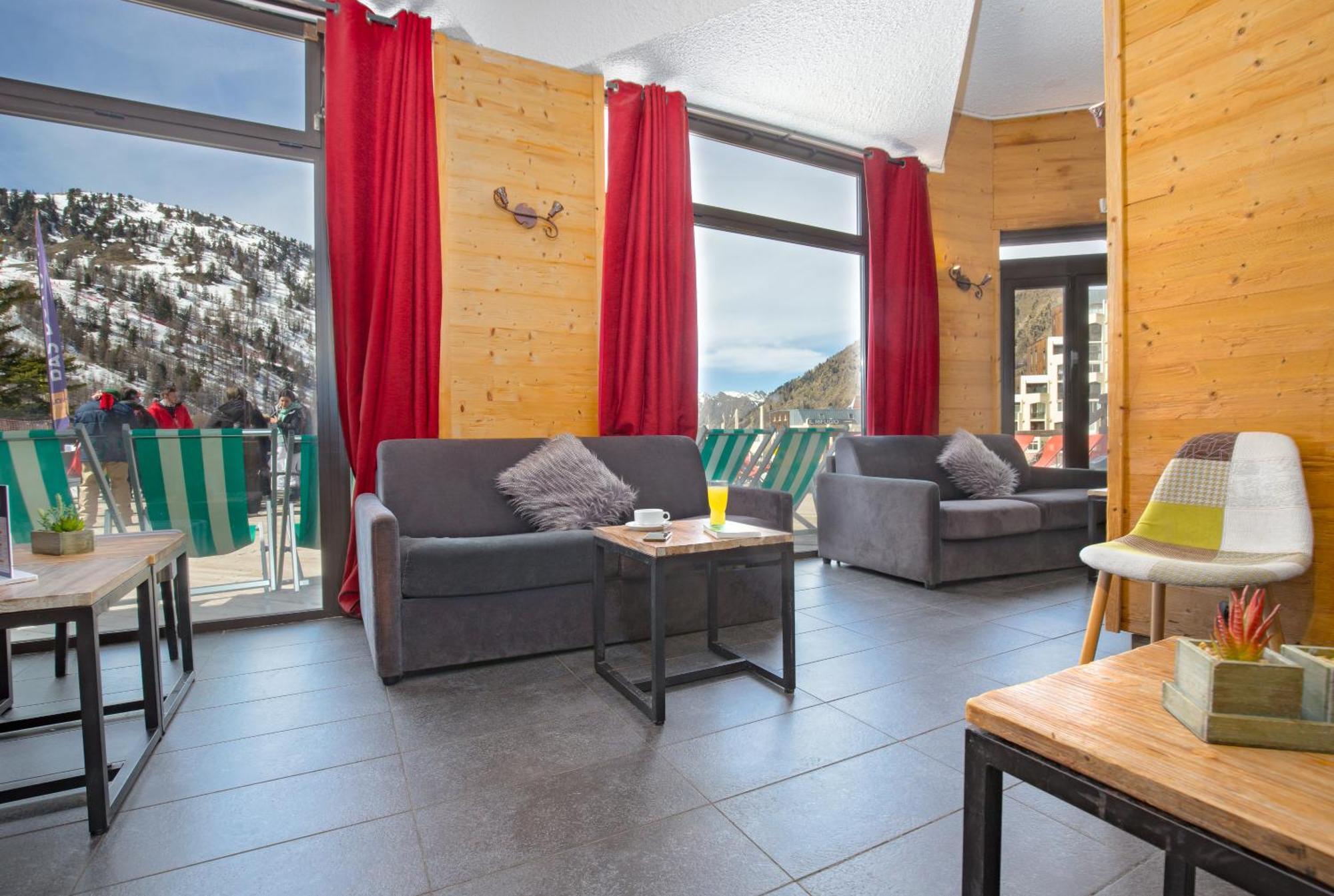 Sowell Hotels Le Pas Du Loup Изола Экстерьер фото
