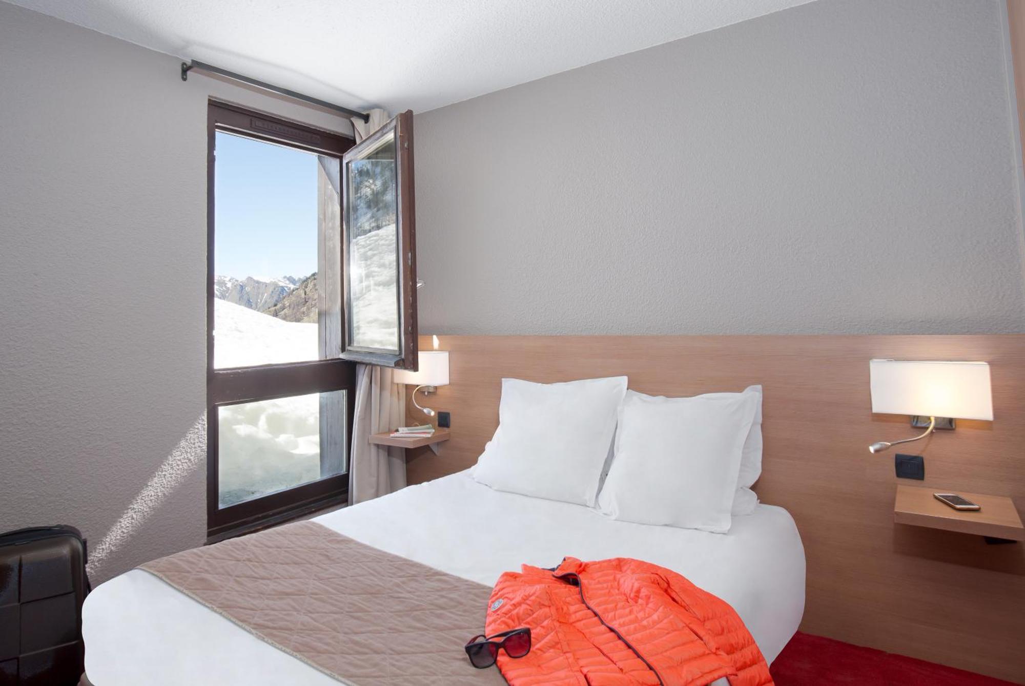 Sowell Hotels Le Pas Du Loup Изола Экстерьер фото